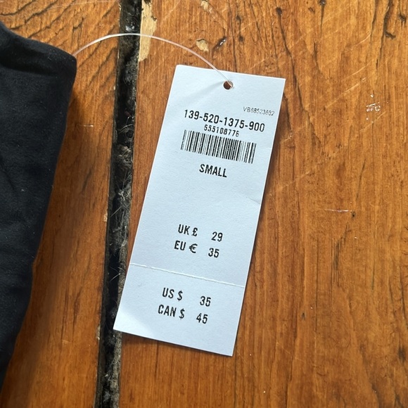 ✨Abercrombie & Fitch Soft Matte Seamless High-Neck Tank✨ - Picture 4 of 4